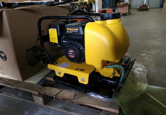 Отгрузка виброплиты на двигателе Loncin Отгрузка виброплиты на двигателе Loncin