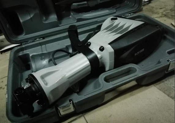 Отгрузка отбойного молотка Интерскол Отгрузка отбойного молотка Интерскол